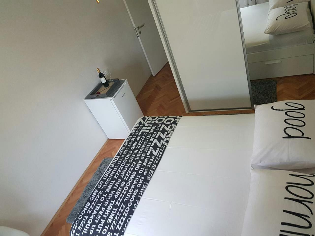 Kaja Apartment Макарска Экстерьер фото